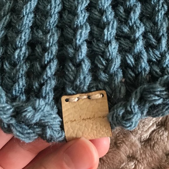 Raw Edge Beanie [Teal] - Picture 3 of 5